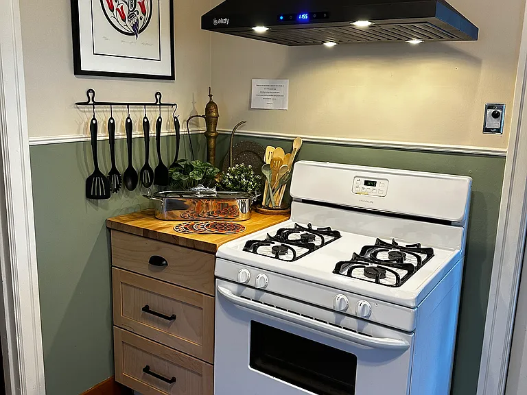 2732 Eldridge Ave #201 — Photo 30