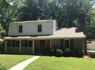 15921 Fairfield Dr, Matthews, NC 28104