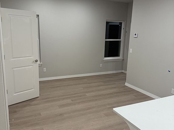 4th image of 1507 SW Poigai Way #1