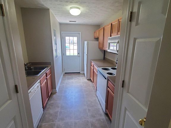 3rd image of 241 S Irwin St Unit 62