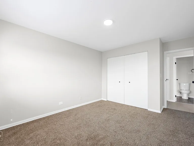 5870 W Lake — Photo 9