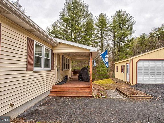 3rd image of 11942 Bumbarger Cir