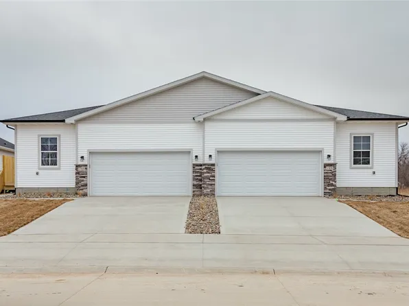 745 Linden St, Carlisle, IA 50047