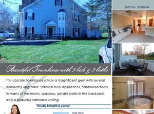 802 Spring House Dr, Whitehouse Station, NJ 08889