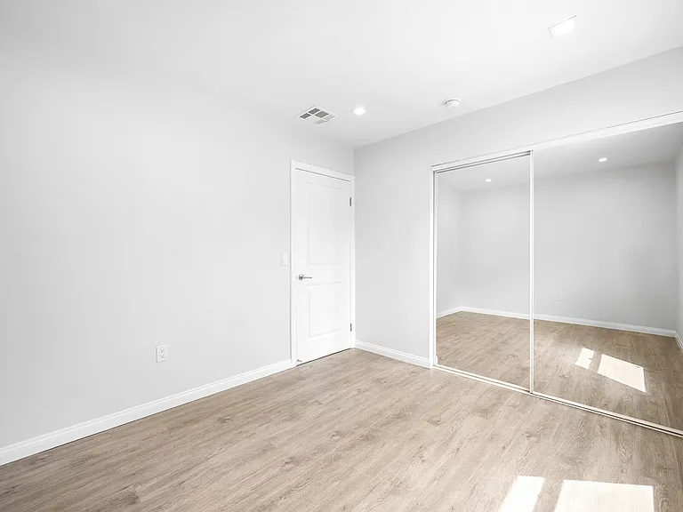 609 N Fairview St — Photo 21