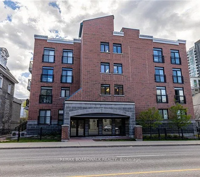 456 King Edward Ave #507