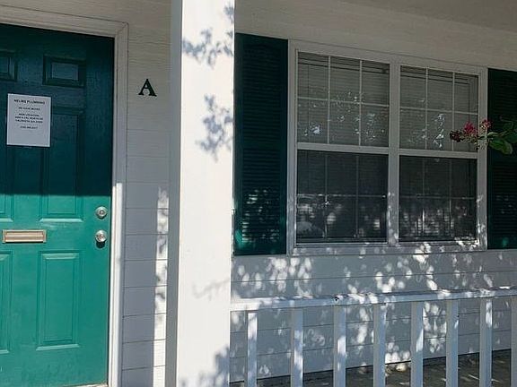 3rd image of 509 University Dr