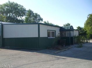 306 W Lincoln St, Saybrook, IL 61770