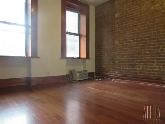 Rented by Alpha Properties NYC I LLC | media 21