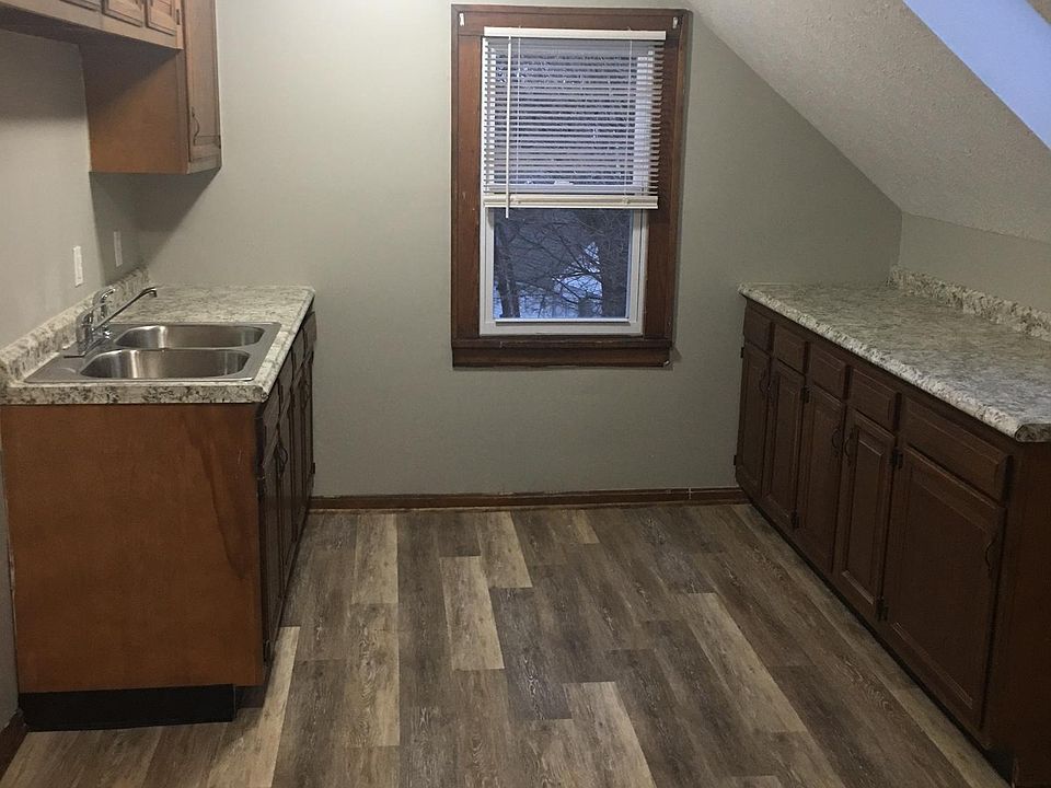 1st image of 7103 Lawn Ave #3