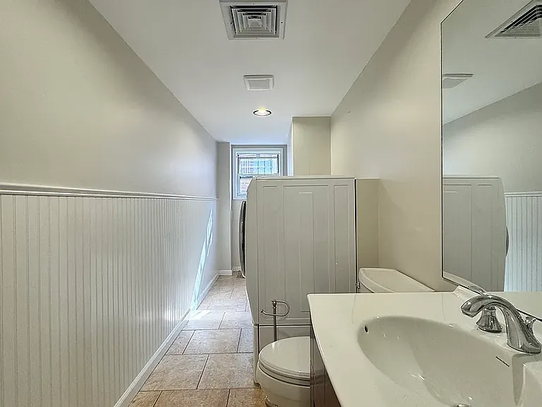 60 Hausman St #1 — Photo 14