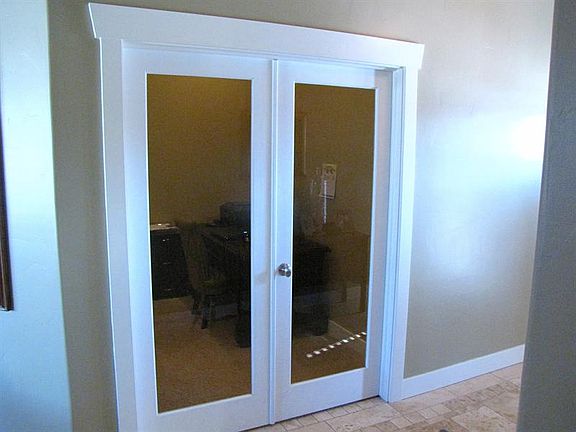 5th image of 137 E Delgada Ln