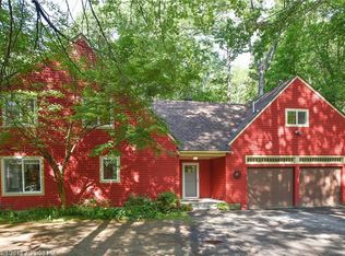 21 Merrill Rd, Freeport, ME 04032