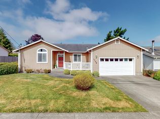 1746 Thelma St, Fortuna, CA 95540