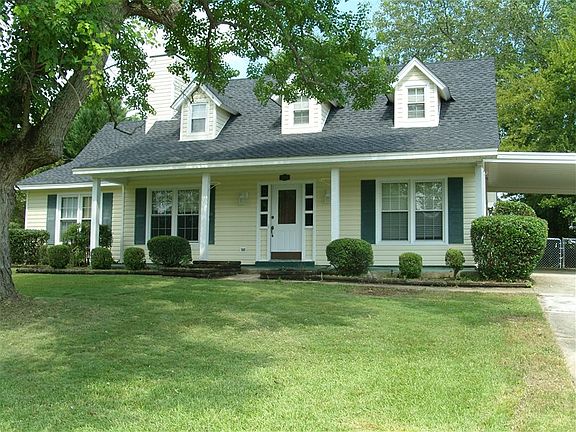2nd image of 2225 Briar Gate Dr