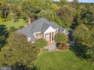 40863 Robin Cir, Leesburg, VA 20175