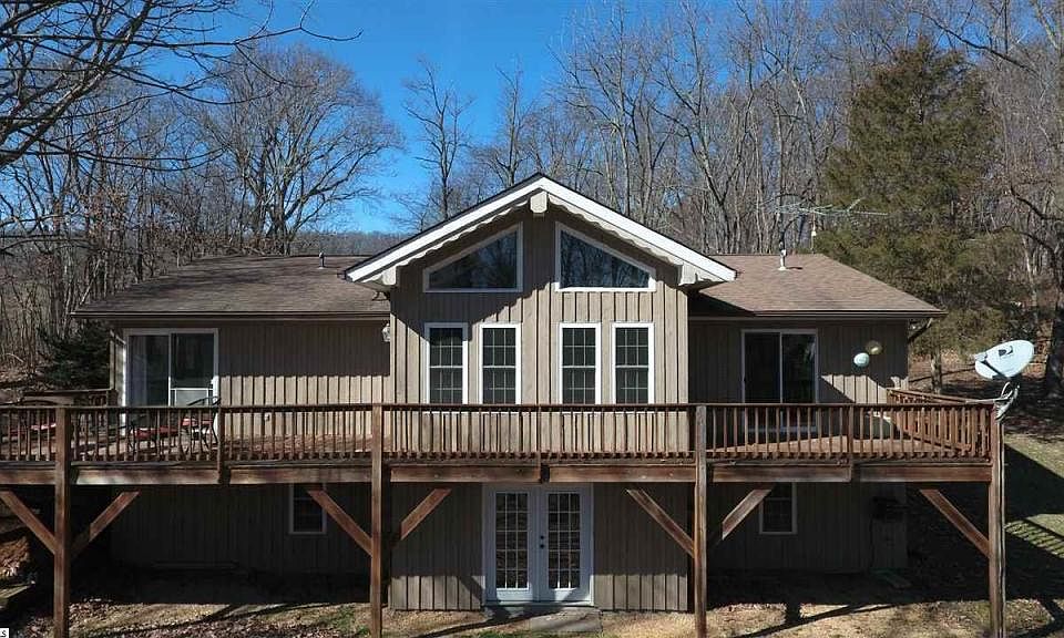 1st image of 167 Mount Ida Ln