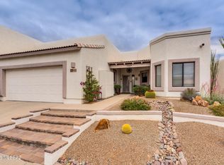 668 W Camino Del Bondadoso, Green Valley, AZ 85614