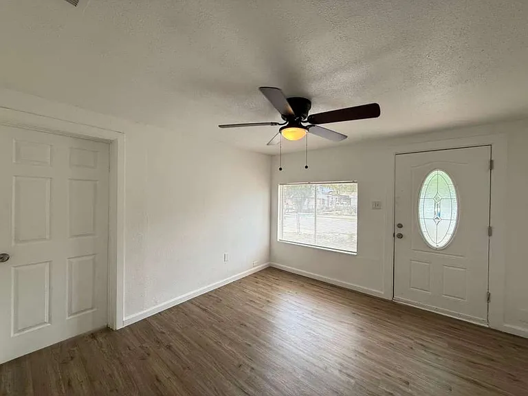 2311 Potosi St — Photo 7