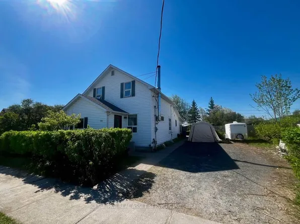 63 Queen St, Sioux Lookout, ON P8T 1H4