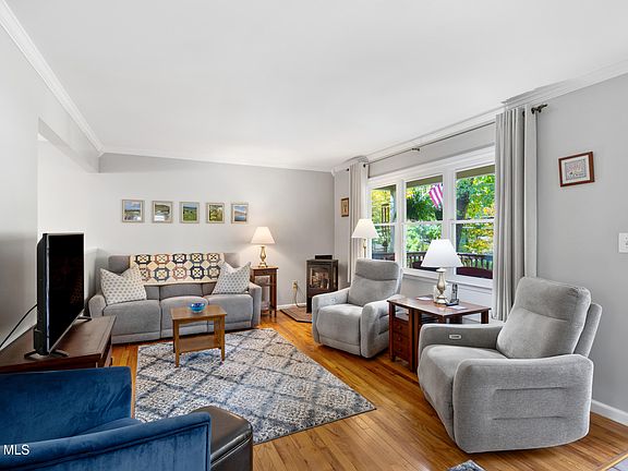 3rd image of 7 Gick Road