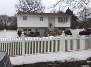 446 Prospect Ave, Central Islip, NY 11722