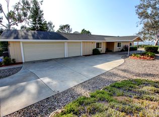 191 Lake View Ln, El Cajon, CA 92021