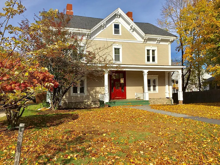 425 S Main St #7 — Photo 1