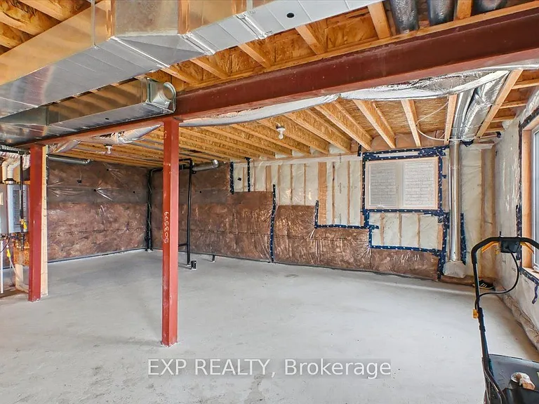 448 Trevor St — Photo 27