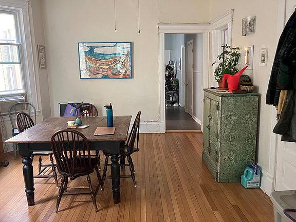 3rd image of 2236 N Sawyer Ave #2