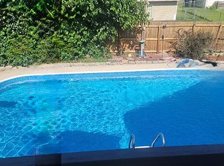 3017 E 43rd St, Des Moines, IA 50317