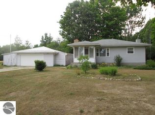 5609 Beechwood Rd, Rose City, MI 48654