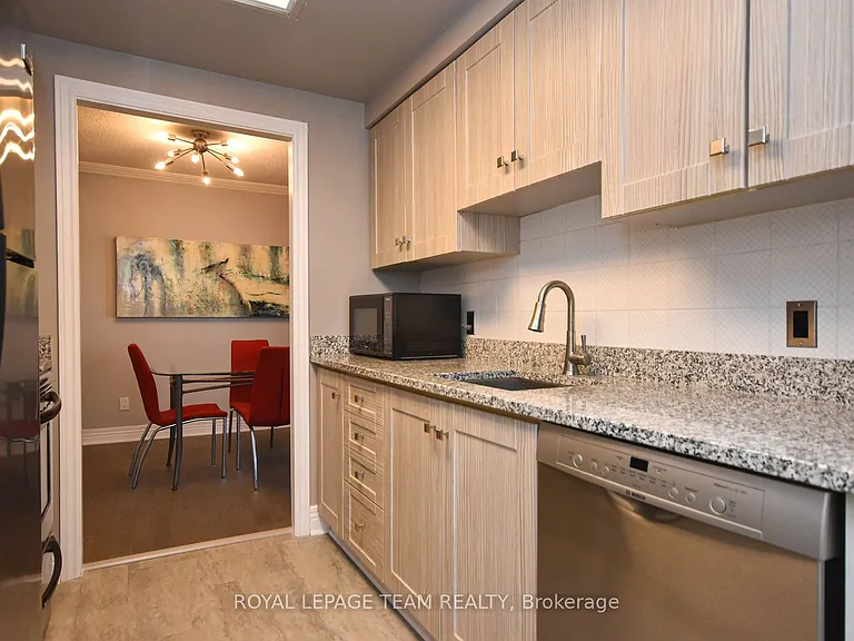 959 N River Rd #203 — Photo 10
