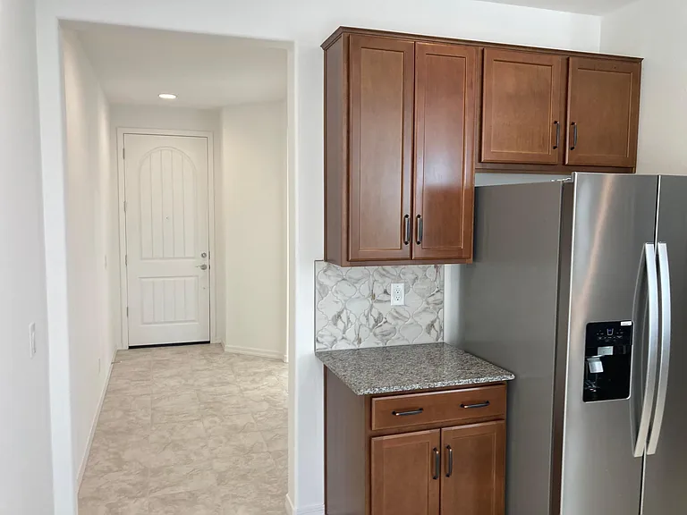 5628 W Roundhouse Rd — Photo 9
