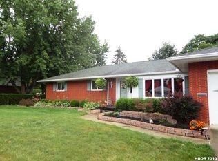 809 Wedgewood Dr, Findlay, OH 45840