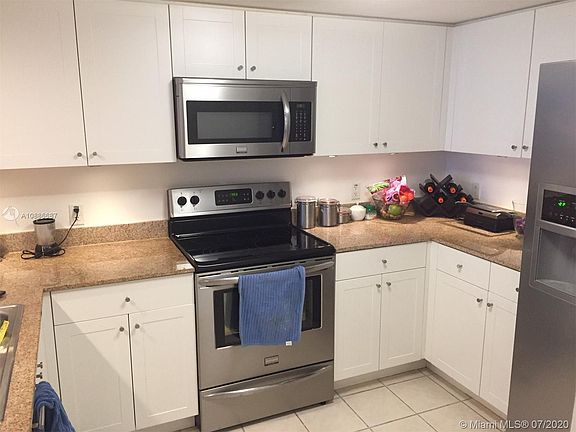 5th image of 60 NW 37th Ave APT 500