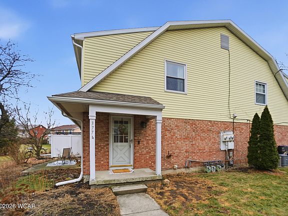 2nd image of 3774 Mount Vernon Pl APT C