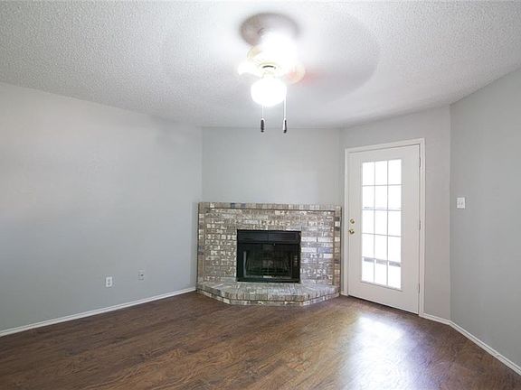 4th image of 1227 Forest Cove Ln