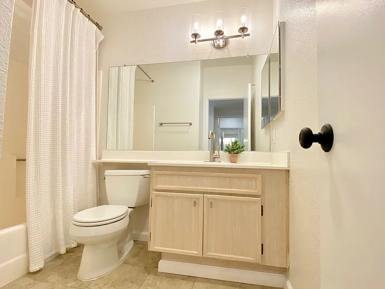 3932 Hamilton St #7 — Photo 7