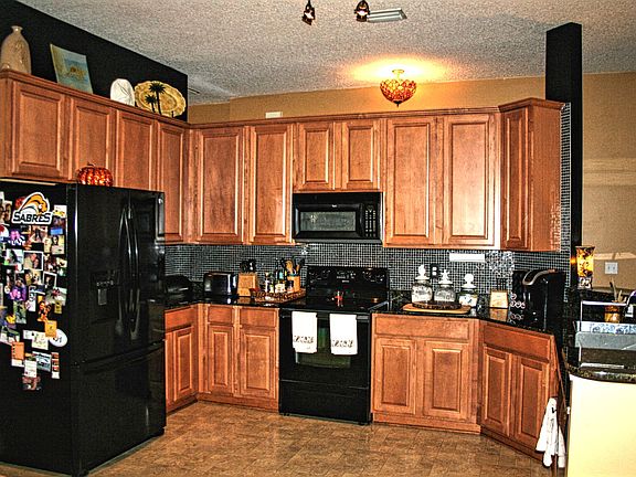 4th image of 3024 Fort Caroline Ct