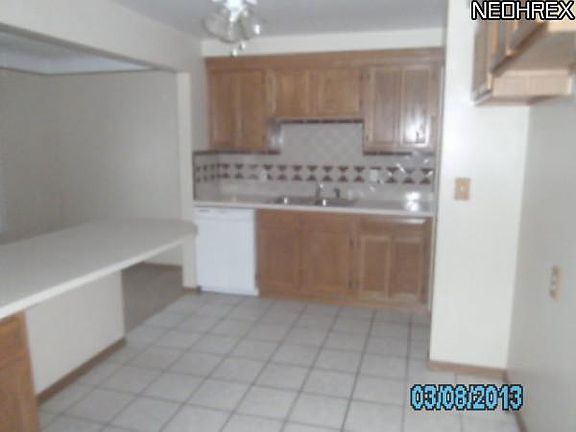2nd image of 4942 E 81st St