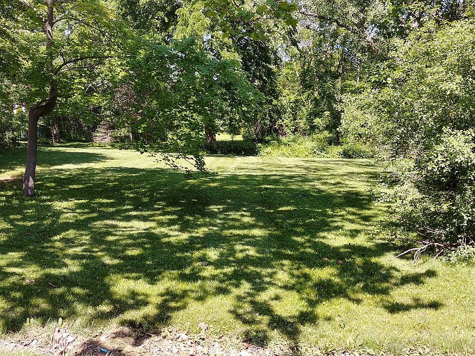 1st image of 640 Helen Dr