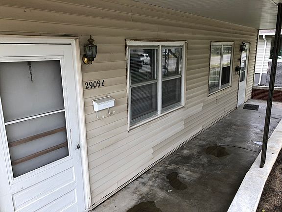 4th image of 2909 Central Ave