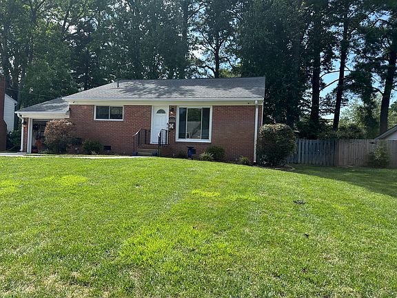 2nd image of 425 Hopkins Rd