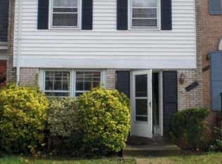 4719 Hersand Ct, Woodbridge, VA 22193