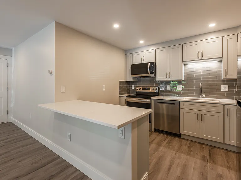 Nahatan Terrace Realty, LLC. — Photo 46