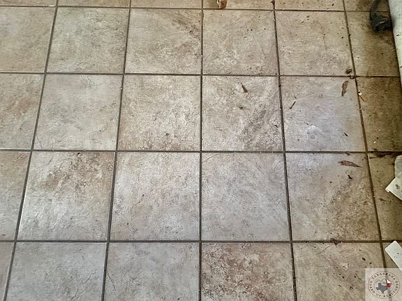 3rd image of 3411 Moore Dr