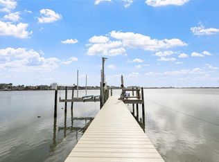 311 Sunset Dr N, Saint Petersburg, FL 33710