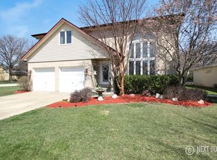 1135 W Rugeley Ct, Addison, IL 60101