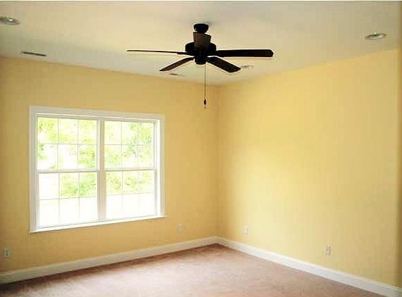 3rd image of 190 Woodland Dr Unit 5-B